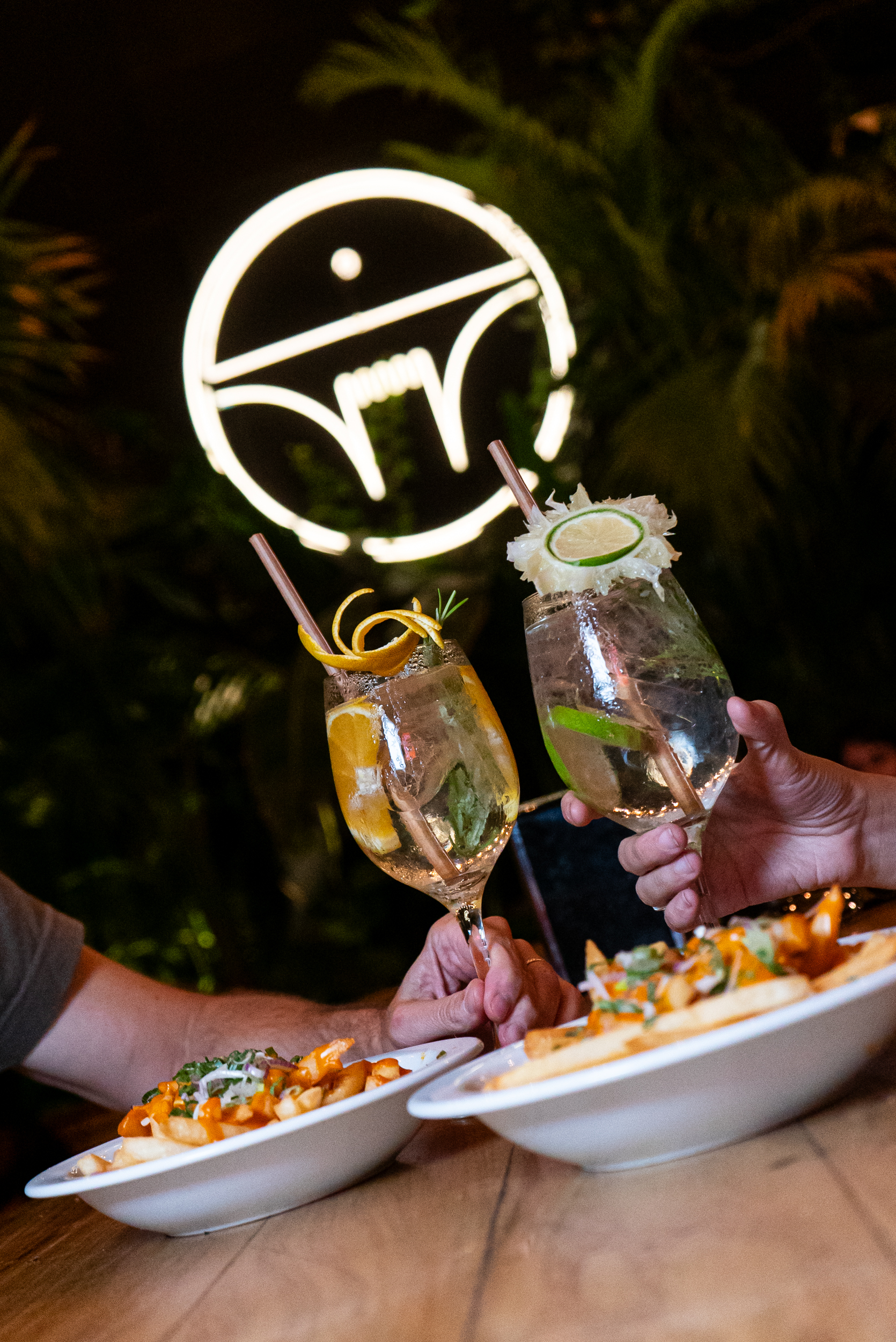 Tragos y gastronomía del bar